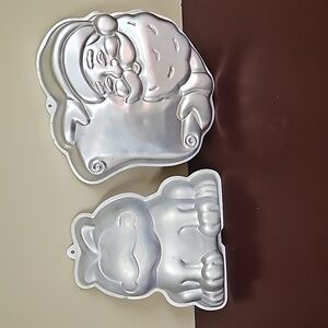 2 Vintage Wilton Cake Pans Garfield, Santa with List VGUC